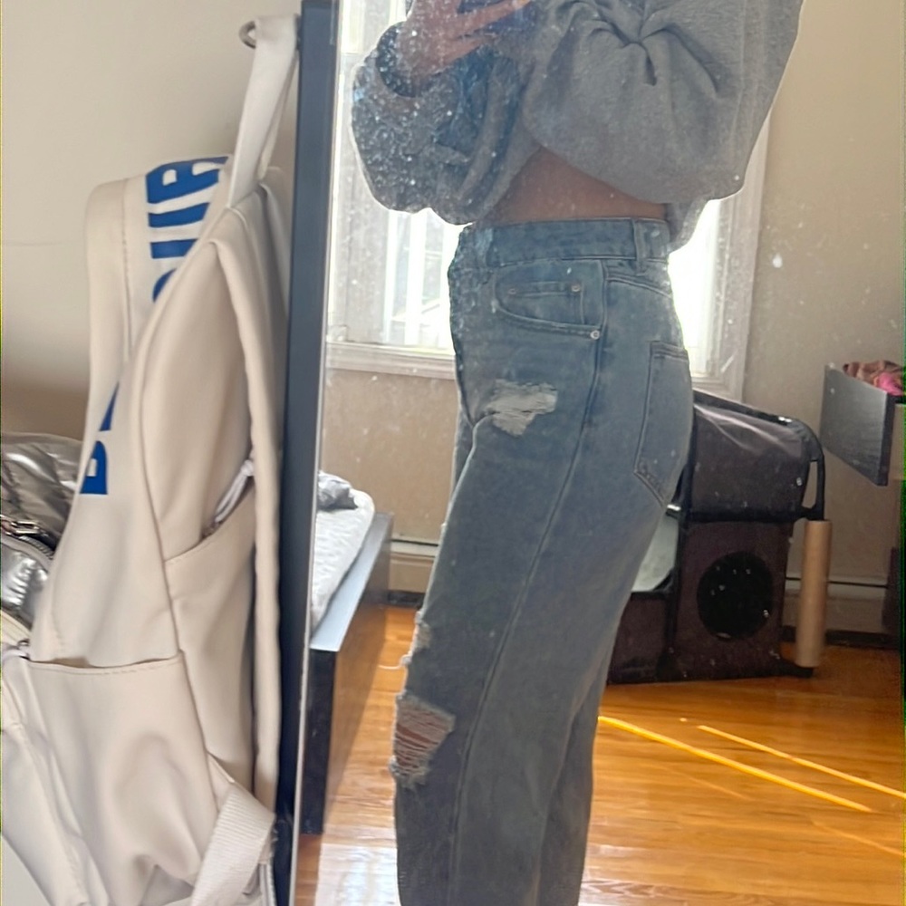 Forever 21 blue high rise mom jeans